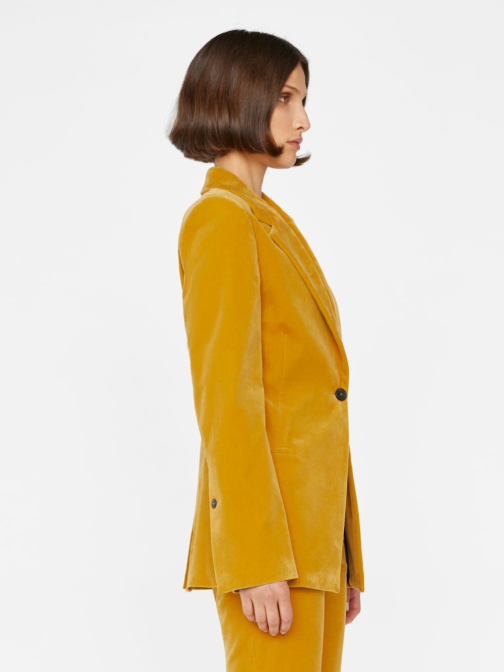 blazer side view alt:fit1